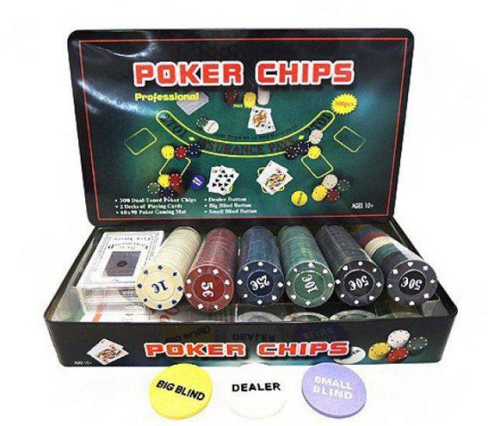 Покерный набор на 300 фишек с номиналом + сукно