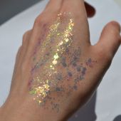 Гліттер Альфа Центавра