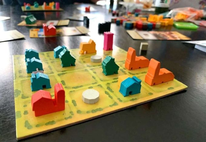 Крихітні Містечка (Tiny Towns)