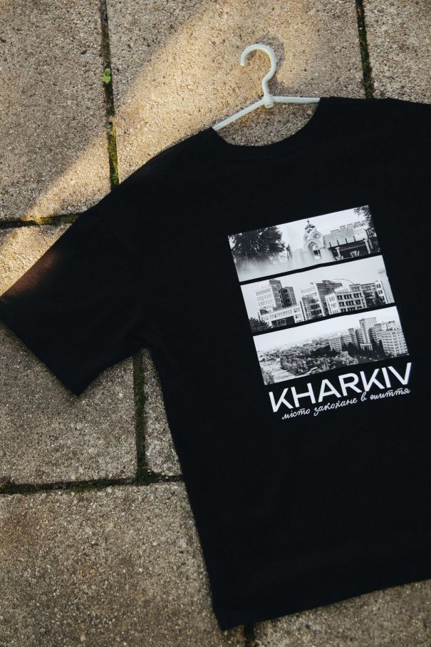 Футболка "Місто закохане в життя"