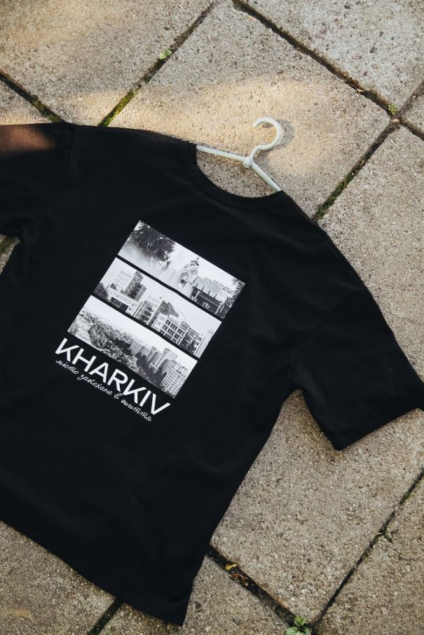Футболка "Місто закохане в життя"