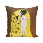 Подушка "Поцелуй"