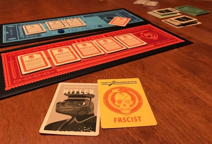 Secret Hitler (Large Box) (Таємний Гітлер)
