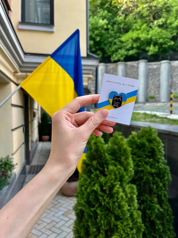 Значок "Кіт в серці"