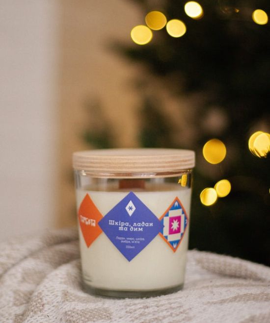 Свічка "Шкіра, ладан та дим"