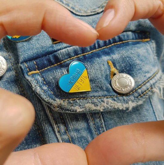 Значок Илька и Сорока  "Україна це туть"