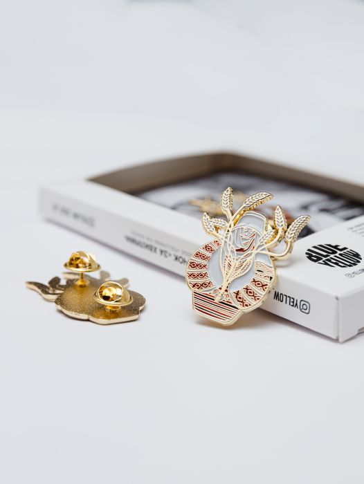 Значок Y&B «Берегиня»