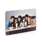 Деревянный постер "Friends. Друзья пьют коктейли"