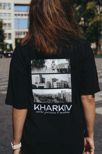 Футболка "Місто закохане в життя"